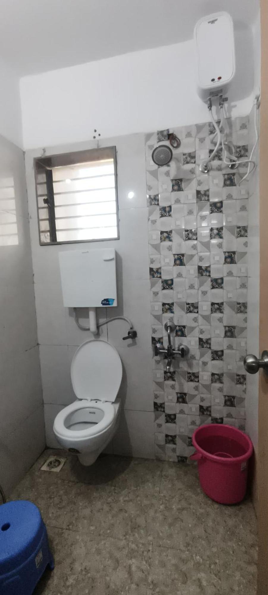 Hotel Royal Night Daman Bagian luar foto